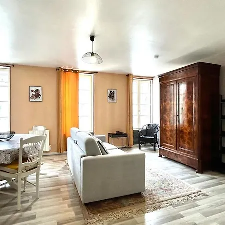 1 Avec Terrasse Apartment