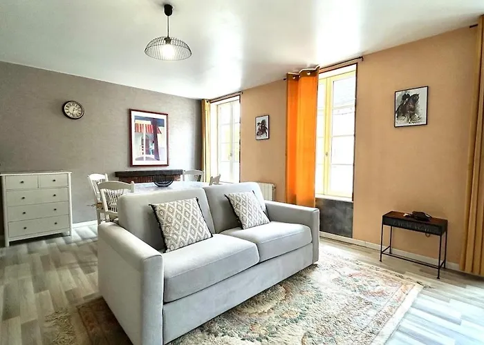 1 Avec Terrasse Parthenay