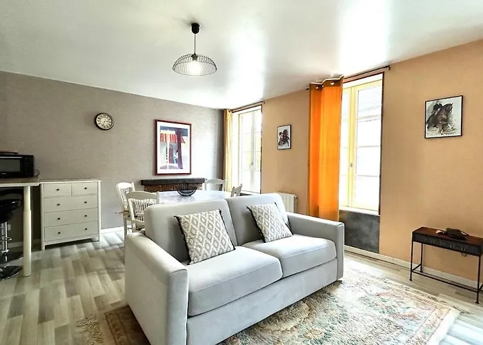 1 Avec Terrasse * Parthenay